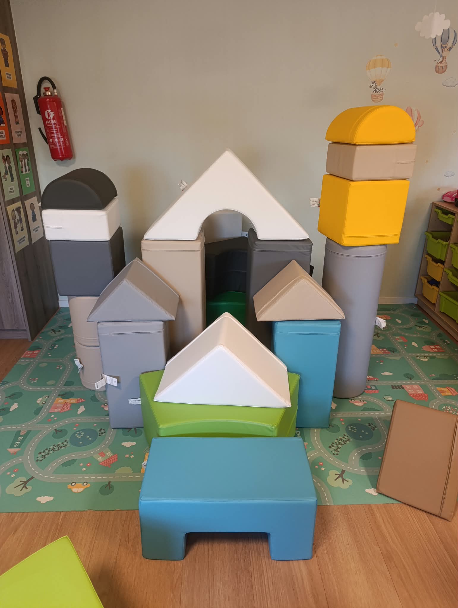 7.GEOMETRIJSKI ELEMENTI MOBA (23 KOMADA) (1).jpg
